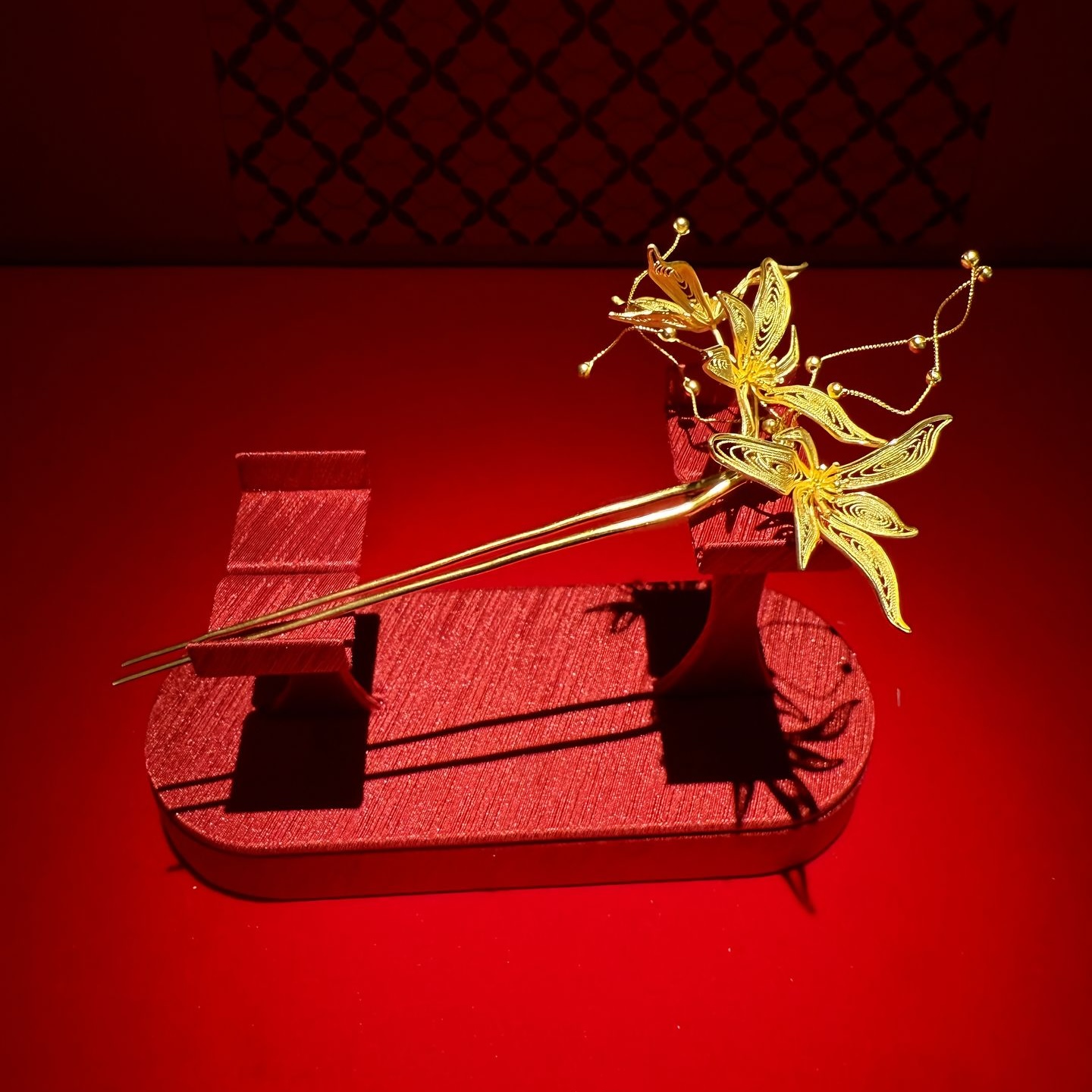 Traditional handmade gold hairpin